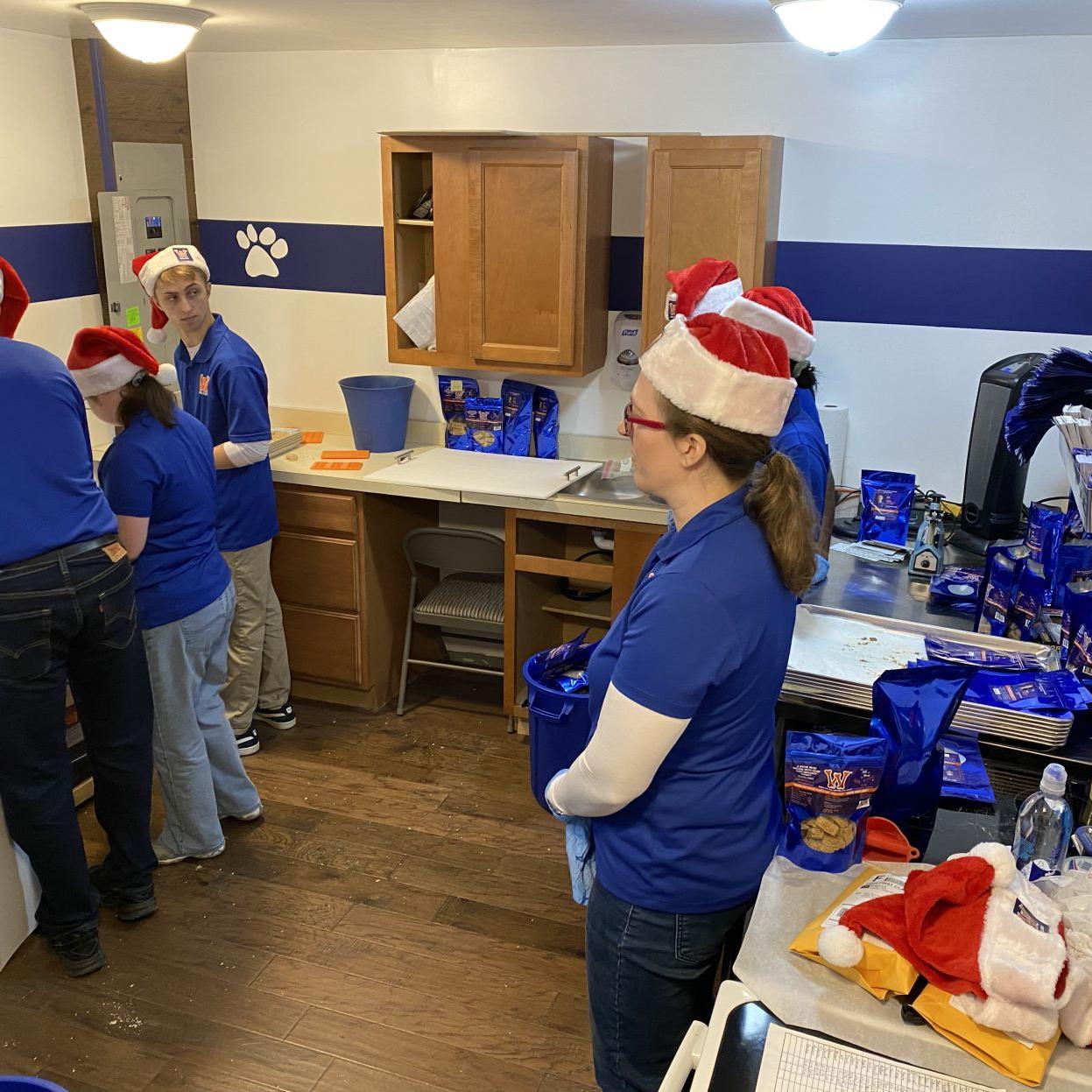 WIGGLE WOW DOG TREATS - 12-4-19 (5).jpg